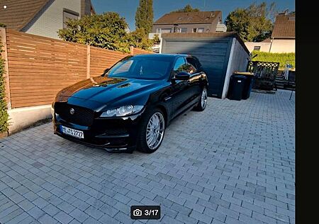 Jaguar F-Pace 20d AWD 22 Zoll Felgen + HR Fahrwerk