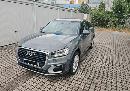 Audi Q2 1.0 TFSI ultra S tronic design design
