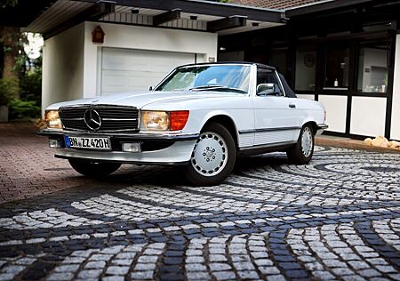 Mercedes-Benz SL 420 R 107 V8