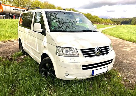 VW T5 Multivan Volkswagen Highline SPORT Automatik Leder Chip