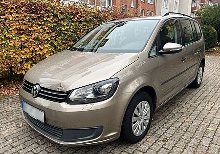 VW Touran Volkswagen 1.6 TDI DSG Xenon 7 Sitzer