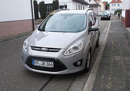 Ford Grand C-Max gebraucht kaufen Ford Grand C-Max 1,6 EcoBoost Tüv.ZR. neu
