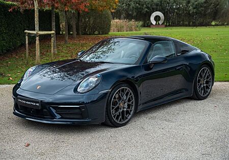 Porsche 992 Targa 4