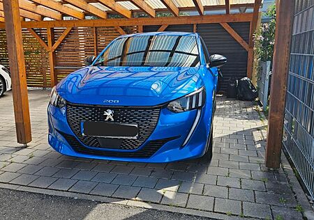 Peugeot 208 PureTech 100 EAT8 Allure Allure GT- Line