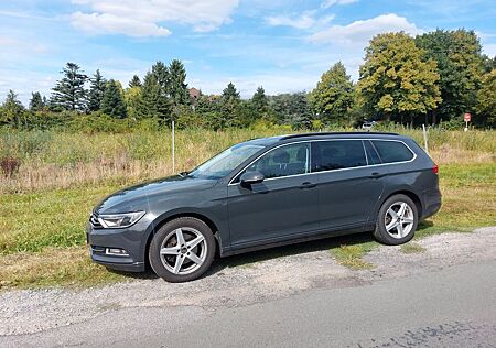 VW Passat Variant Volkswagen 2.0 TDI Comfortline Variant C...