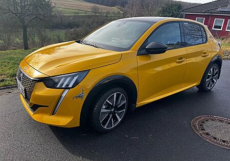 Peugeot e-208 136 GT Pack GT Pack