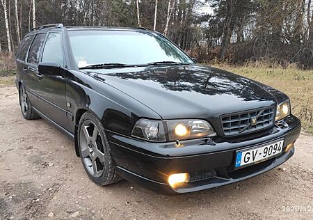 Volvo V70 R AWD Automatic R