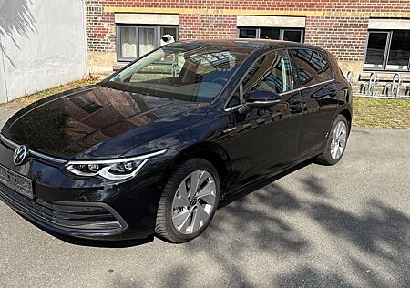 VW Golf Volkswagen 1.5 eTSI 110kW DSG Style*PANO-D*NAVI*SIDE-A