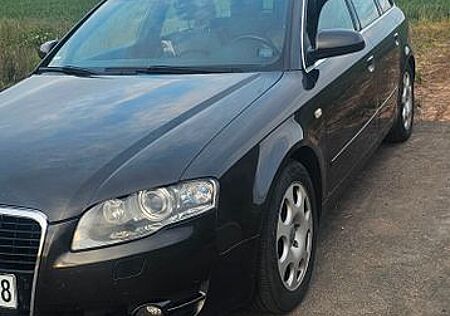 Audi A4 3.0 TDI (DPF) tiptronic quattro -