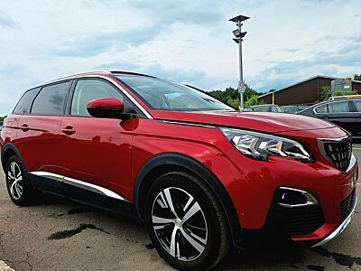 Peugeot 5008 Allure*Nav*Pano*Leder*SHZ*Cam-PDC*AHK
