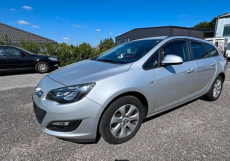 Opel Astra J Sports Tourer Style