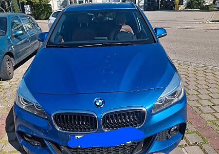 BMW 2er 220 Active Tourer 220d xDrive Steptronic M S...