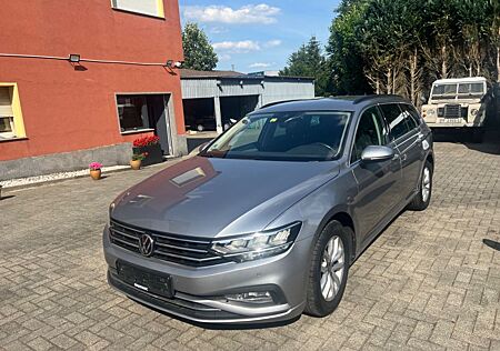 VW Passat Variant Volkswagen Business*DSG/AHK/NAVI/LED/ACC/SHZ
