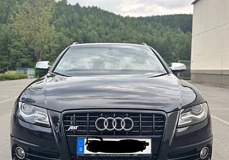 Audi A4 3.0 TDI quattro S line (Motor Revidiert)