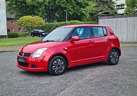 Suzuki Swift Lim. Snow*Wenig km*Klima*8-fach Bereifung
