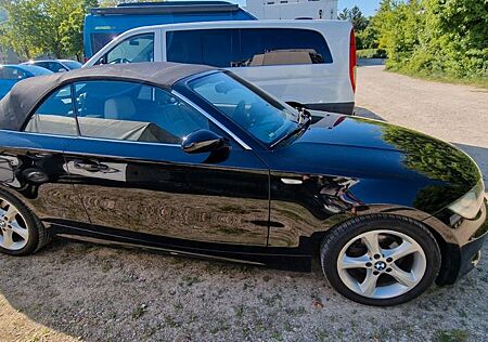 BMW 120i Cabrio -