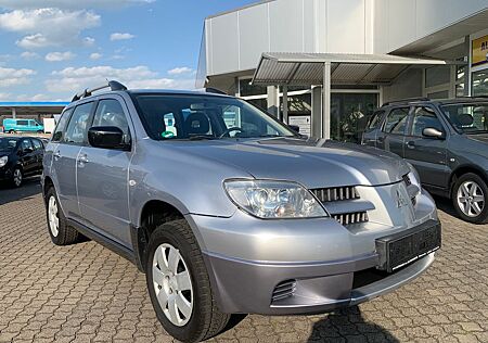 Mitsubishi Outlander 2.4 Comfort 4WD AHK Klima viele Neutei