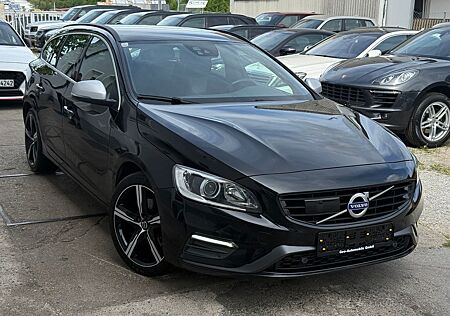 Volvo V60 Kombi Momentum R-Design/Kamera/LED