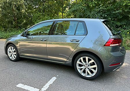 VW Golf Volkswagen 1.5 TSI ACT DSG Highline