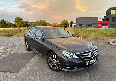 Mercedes-Benz E 200 BlueTEC AVANTGARDE AVANTGARDE