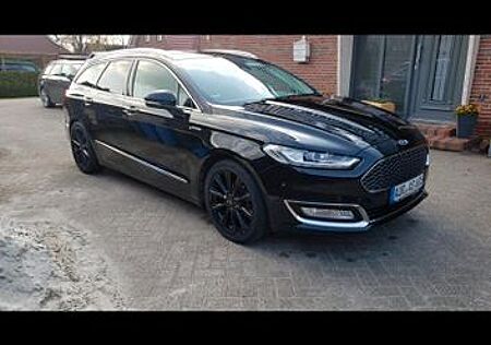 Ford Mondeo 2,0 TDCi Bi-Turbo Vignale Turn. Power...