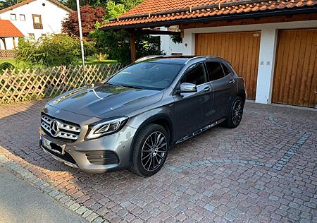 Mercedes-Benz GLA 220 d 4MATIC DCT PEAK Edition PEAK Edition