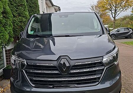 Renault Trafic Campervan Spezialumbau 150 PS Automatik
