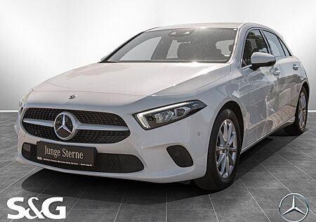 Mercedes-Benz A 200 Progressive MBUX+LED+17