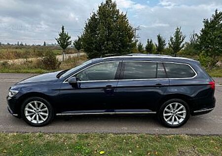 VW Passat Variant Volkswagen 2.0 TSI 162kW DSG Highline Va...