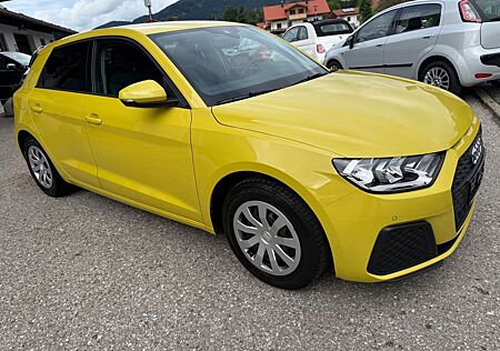 Audi A1 Sportback 30 TFSI basis