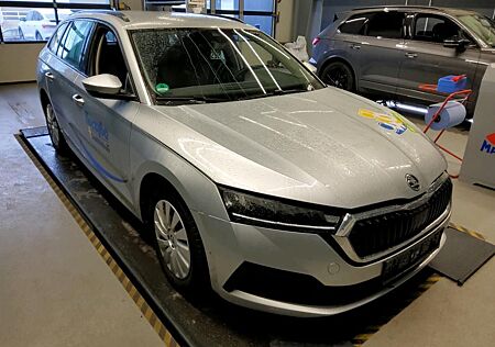 Skoda Octavia 2.0TDI Active SmartLink PDC