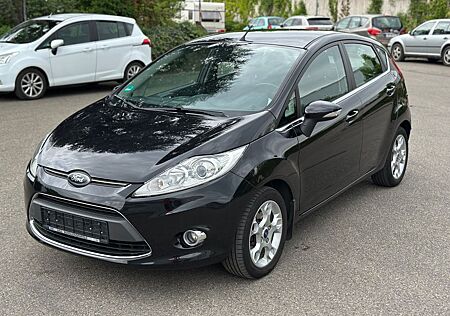 Ford Fiesta Titanium 1.4 Klima SHZ PDC TÜV 11/26