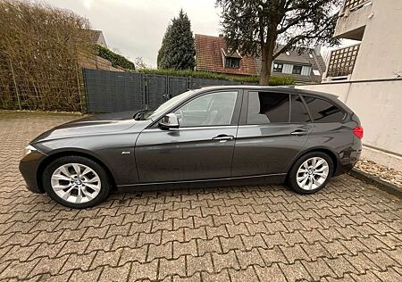 BMW 318i Touring Sport Line Sport Line