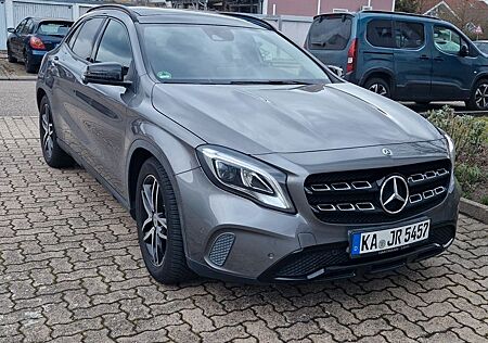 Mercedes-Benz GLA 200 Urban Night Paket