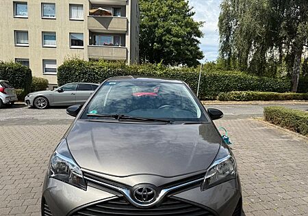 Toyota Yaris 1,0-l-Dual-VVT-i -