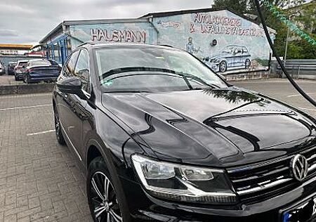 VW Tiguan Volkswagen 2.0 TDI SCR DSG BMT Comfortline Comfo...