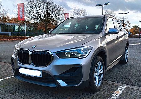 BMW X1 xDrive20d/Sport Line/PANORAMA/PARKASSIST/AHK/