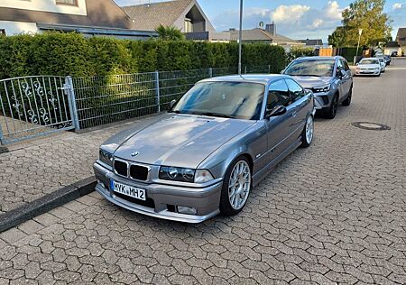 BMW M3 E36 Coupe 3.2 Facelift