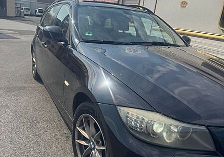BMW 318d Touring high Executive pano braunes Leder