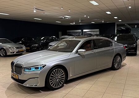 BMW 740LD XDRIVE*INDIVIDUAL*SKY LOUNGE*NIGHT VISION*