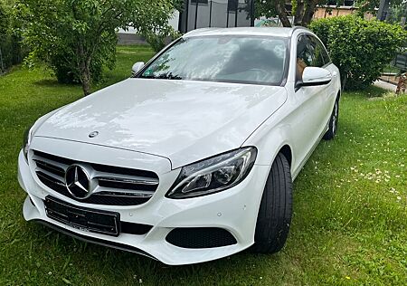 Mercedes-Benz C 180 T -