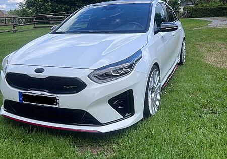 Kia Cee'd / Ceed 1.6 T-GDI GT GT
