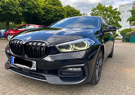 BMW 118d (F40) Sport Line