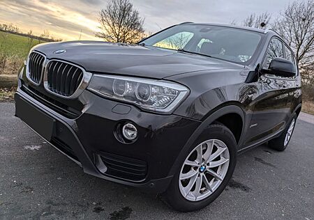 BMW X3 xDrive20i - Navi Kamera Verkehrszeichenerken.