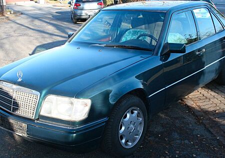 Mercedes-Benz E 200 /Diesel/Standheizung/SD/AHK
