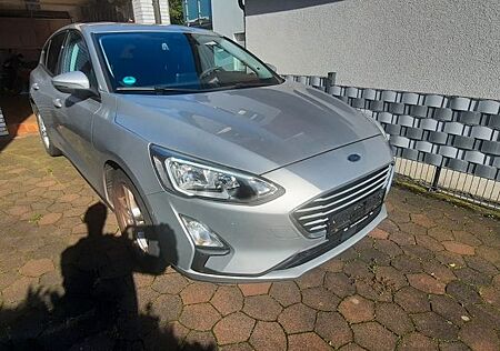 Ford Focus 1,0 EcoBoost 92kW Active Active