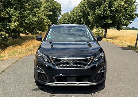 Peugeot 5008 PureTech 130 EAT8 Allure 3D- Navigation AHK