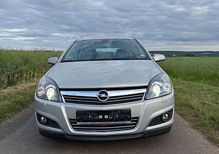 Opel Astra 1.6 Ecotec Sport*Navi*Pano*Klima*Sitzhzg*