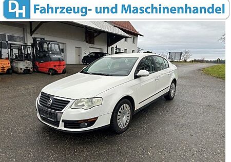 VW Passat Volkswagen Lim. Trendline