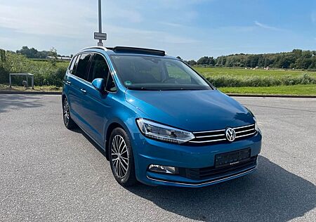 VW Touran Volkswagen Highline BMT/Start-Stopp Ahk R Kamara